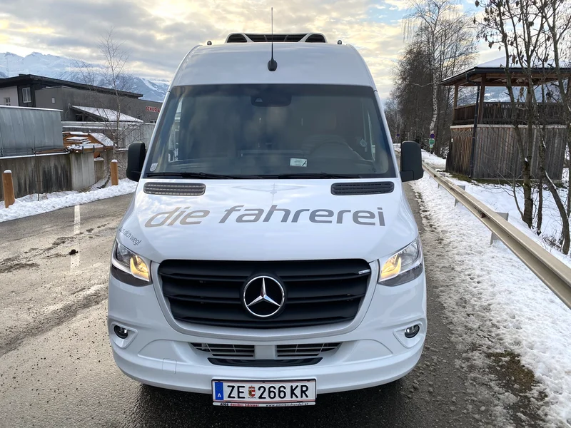 Mercedes Benz Sprinter 519 CDI / Bild 2