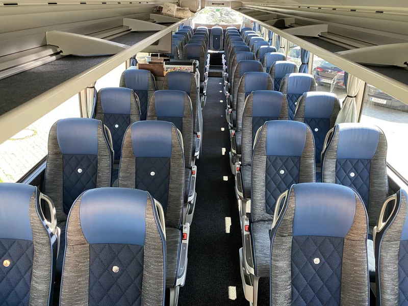 Mercedes Benz Tourismo 16/RHD/3 / Bild 9