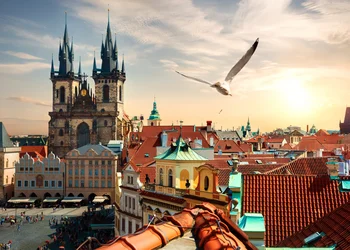 Prag ein Sommertraum an der Moldau